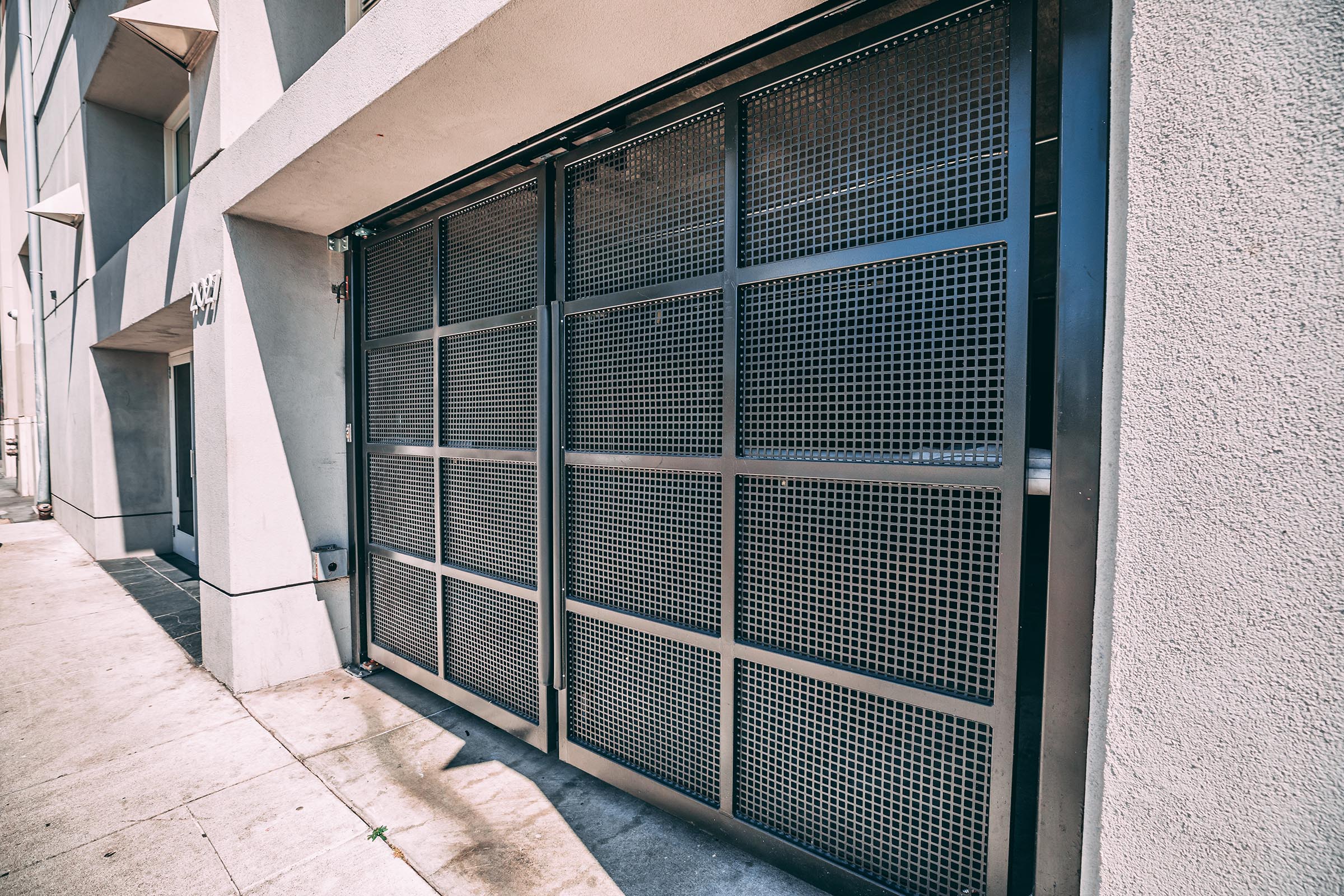 Commercial automatic security gates installed on San Francisco building