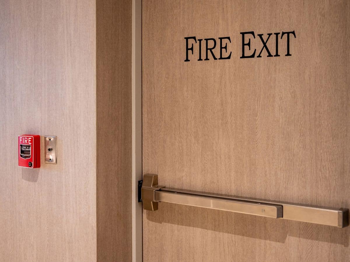 AD 4nXdpJ61U IyhBb79oXz4pN | Why Regular Commercial Door Inspections Are Essential for Your Business | Union Door